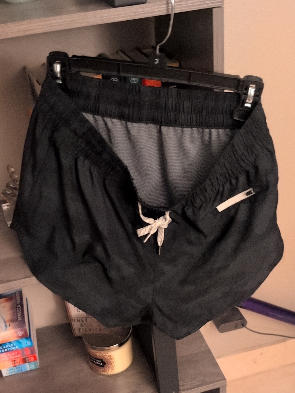 Vuori Clementine Shirt 2.0 - Women's Black Athletic Shorts with Drawstring